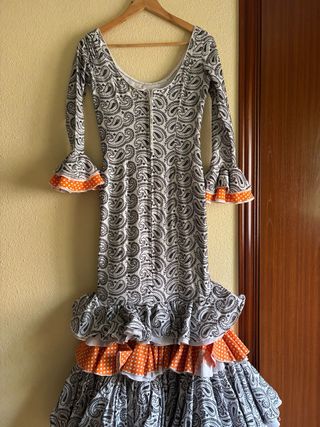 Vestidos de sevillanas los 2 por 50€
