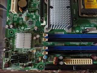 Placa base Intel microATX LGA775