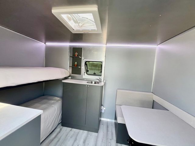 Caravana Aluminio A ESTRENAR