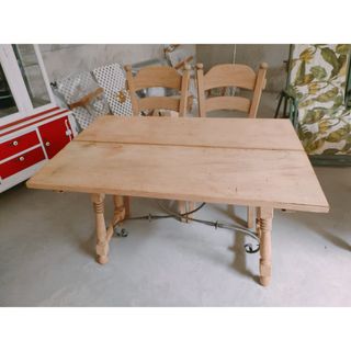 Mesa rústica de roble