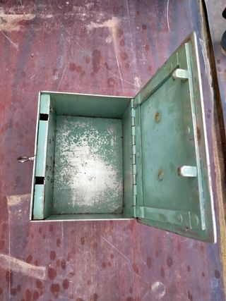 Caja fuerte pequeña