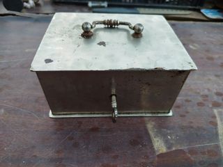 Caja fuerte pequeña