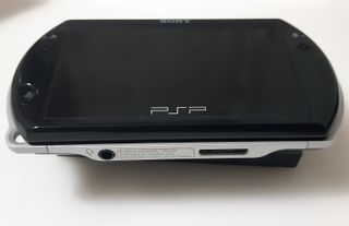 PSP GO N1004 NEGRA 14GB