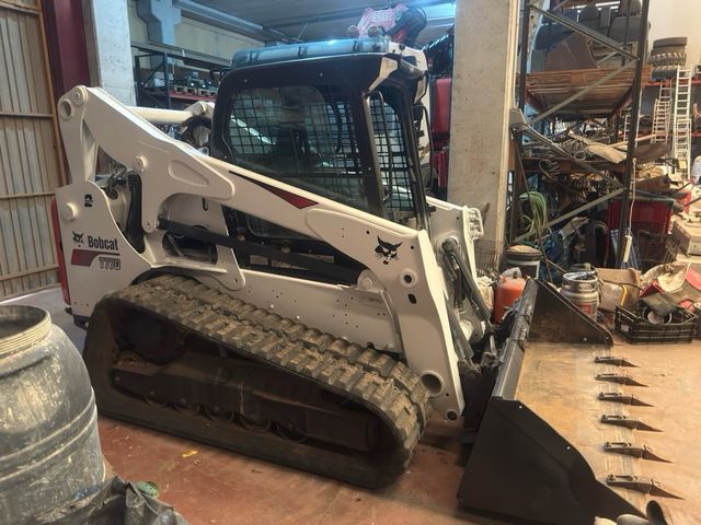 Mini cargadora Bobcat T770 turbo High flow