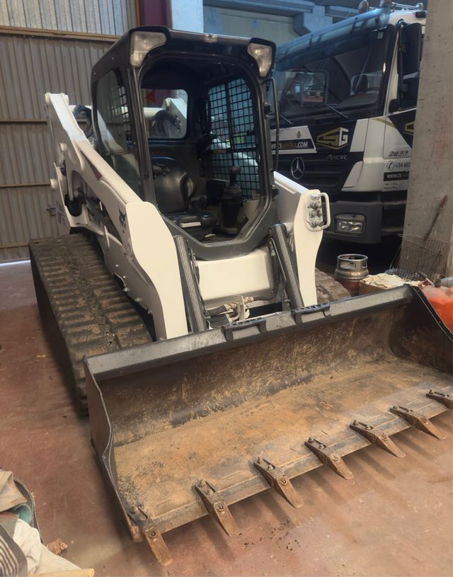 Mini cargadora Bobcat T770 turbo High flow