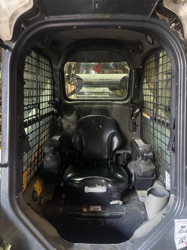 Mini cargadora Bobcat T770 turbo High flow