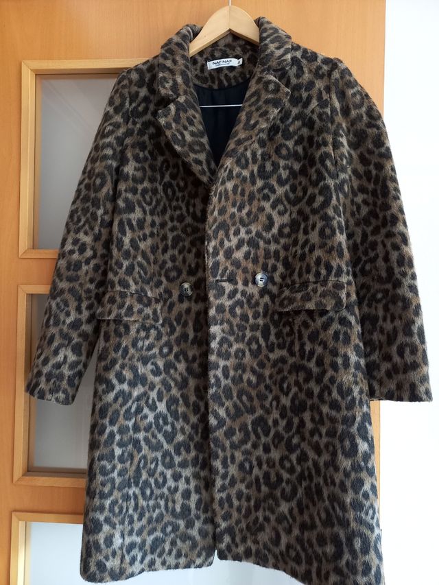 Abrigo Naf Naf Animal print