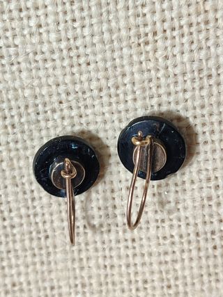 Antiguos pendientes oro y azabache 