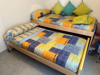 Se vende habitación juvenil con dos camas nido