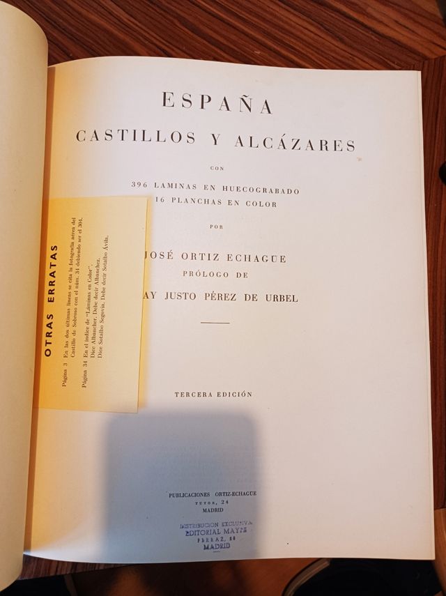 Libro ESPAÑA Castillos y Alcázares