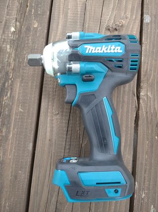 Atornilladora de impacto Makita