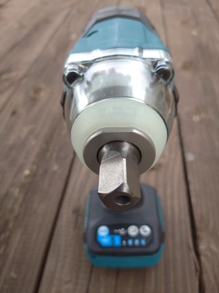 Atornilladora de impacto Makita