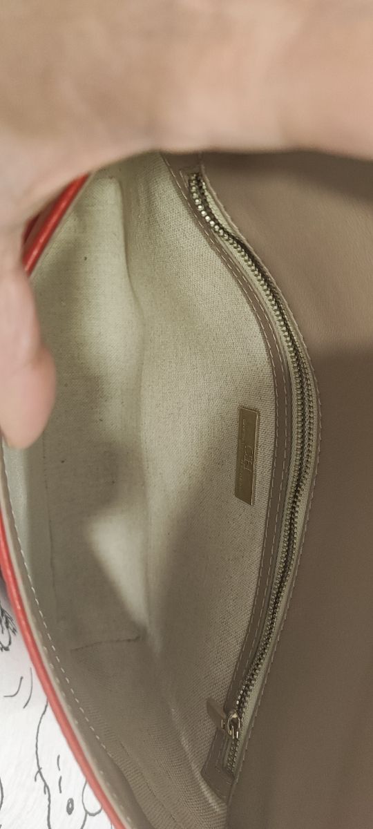 Bolso Carolina Herrera grande de piel 