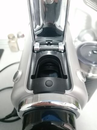 Cafetera Nespresso Citiz and Milk