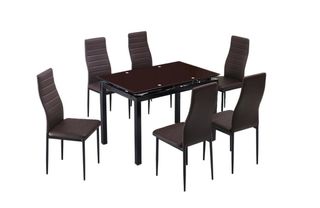 Mesa extensible con sillas