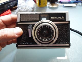 Maquina antigua de fotos marca Nera 35/S