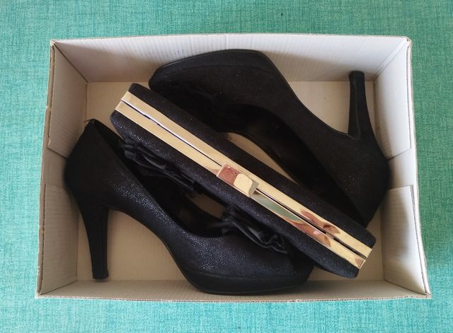 Bolso y zapatos a juego marca MaryPaz