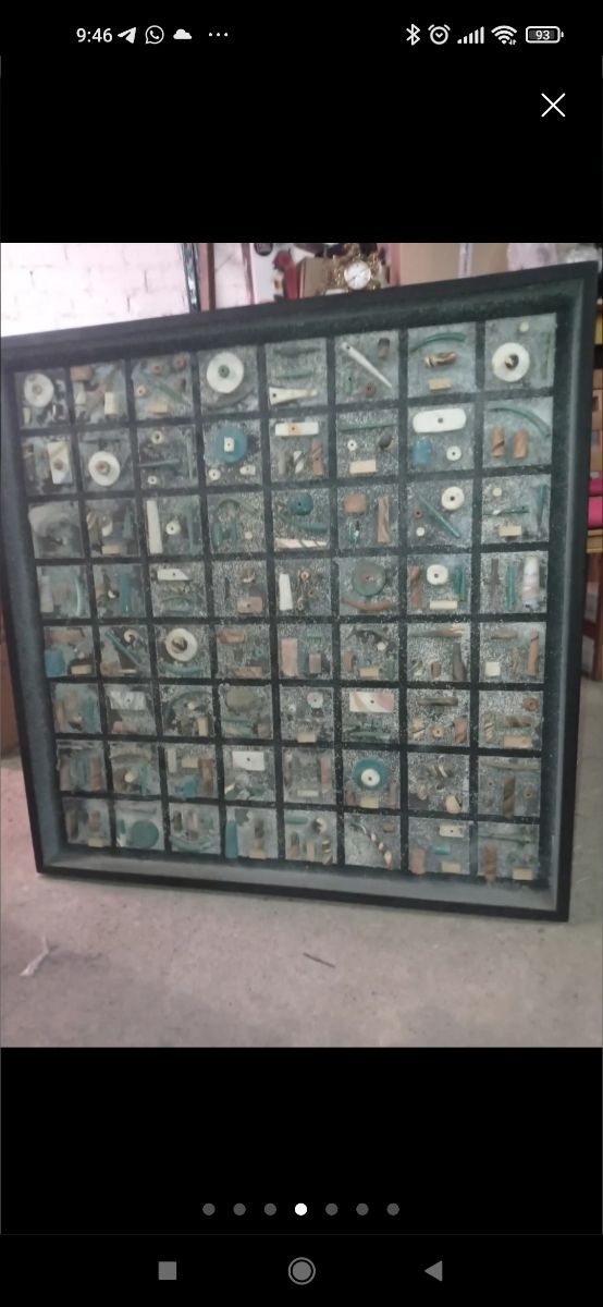 Cuadro artesania de objetos en relieve