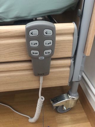 Cama Geriatrica Domiflex y colchón Ergofoam