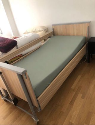 Cama Geriatrica Domiflex y colchón Ergofoam