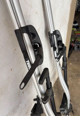 Portabicicletas Thule, los dos 150€.