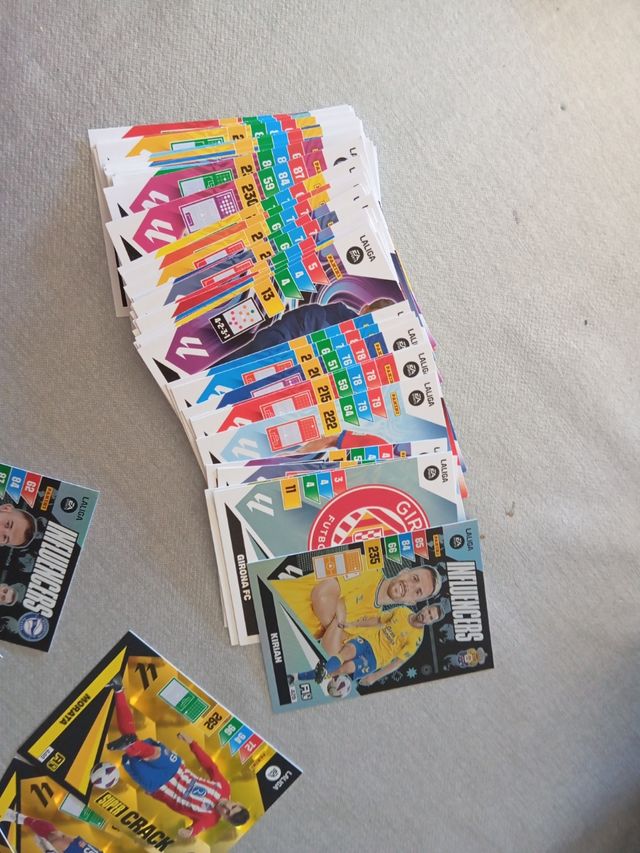 Cartas Adrenalyn XL 23-24