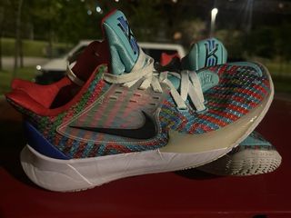Zapatillas baloncesto kyrie exclusivas