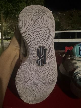 Zapatillas baloncesto kyrie exclusivas