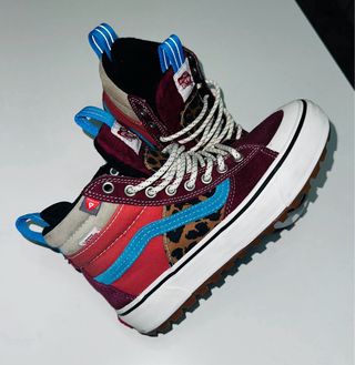 ZAPATILLAS BOTA VANS talla 37. ULTRACUSH. HIDROGUARD 