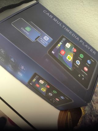 Pantalla GPS car play nueva .
Moto coche
