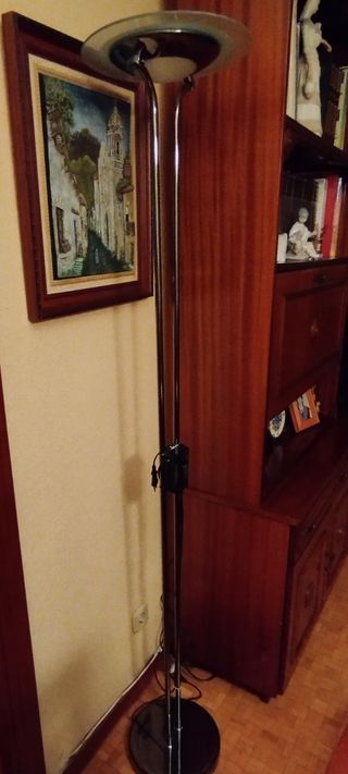 Lampara de pie 