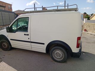 Ford Tourneo Connect 2004