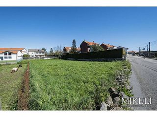 Terreno en venta en Alisal - Cazoña - San Román en Santander