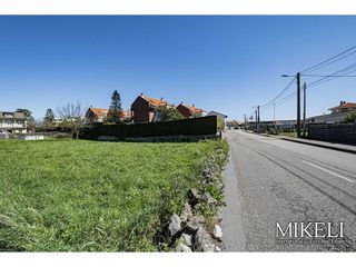 Terreno en venta en Alisal - Cazoña - San Román en Santander