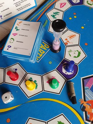 Juego de Mesa Party CO Junior-en Catalán-Año 2.000