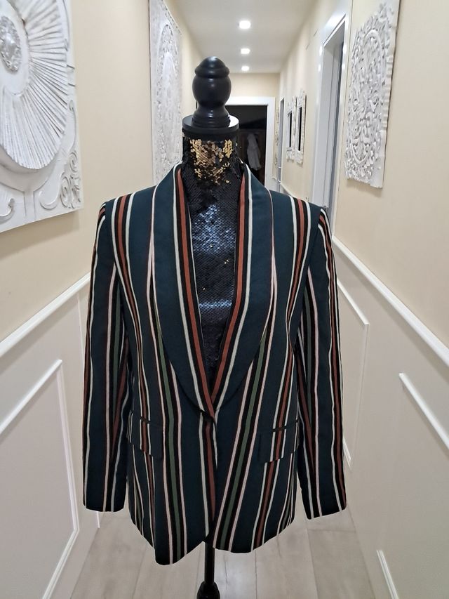 Conjunto Americana y pantalón de mujer