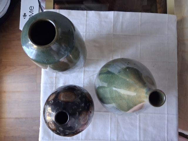 Decorazione di VASI ANTICHI IN CERAMICA SMALTATA,