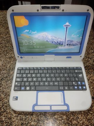 Notebook convertibile con touchscreen per la scuola, multiuso