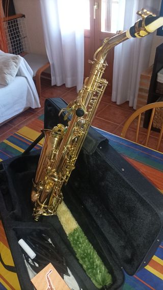 Saxofón Alto