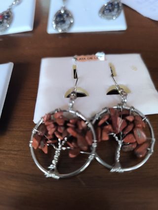 4 pendientes de plata muy bonitos