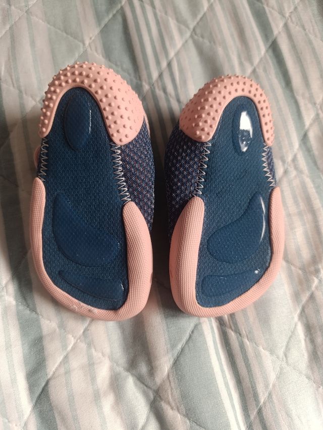 Zapatillas bebé antideslizantes domyos