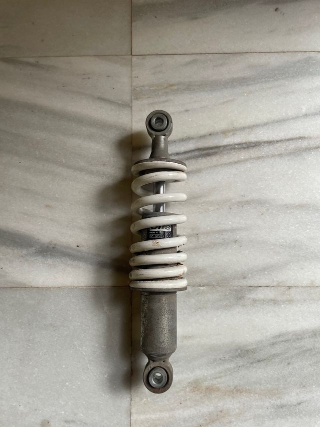 amortiguador derbi gpr