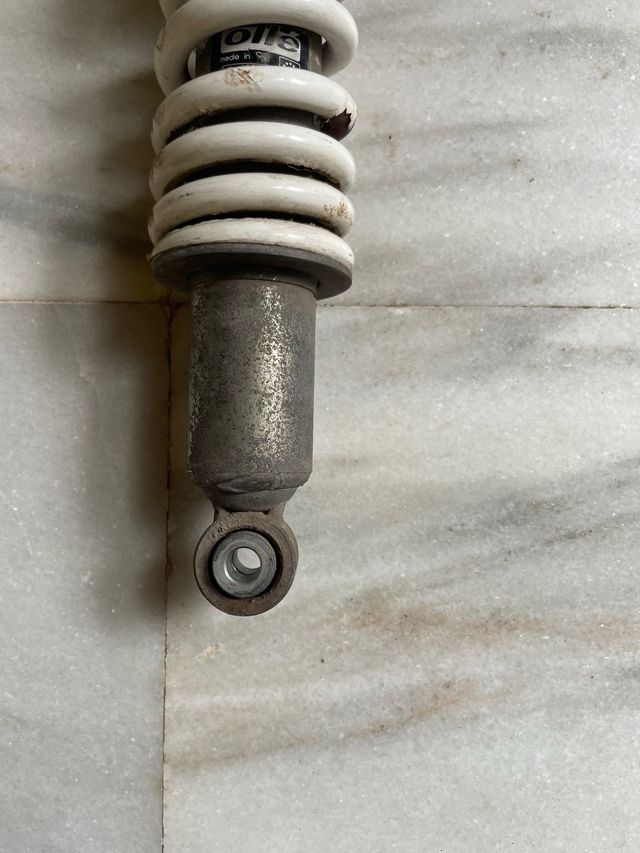 amortiguador derbi gpr