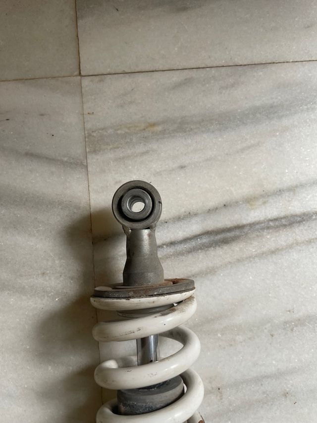 amortiguador derbi gpr