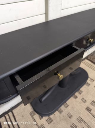 Consola. Mueble. Cajones. Vintage