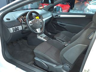 Opel Astra 2010