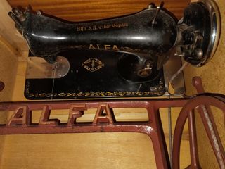 Maquina coser ALFA
