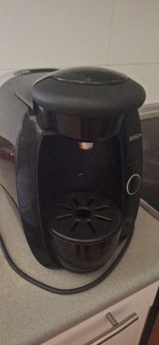 Cafetera tasimo con cápsula recargable 
Negociable