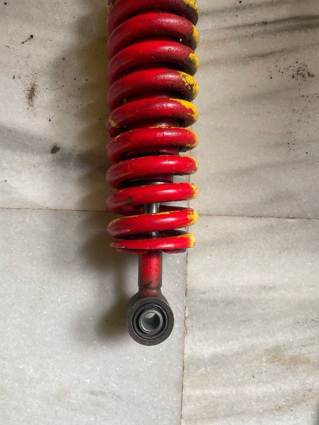 amortiguador derbi denda