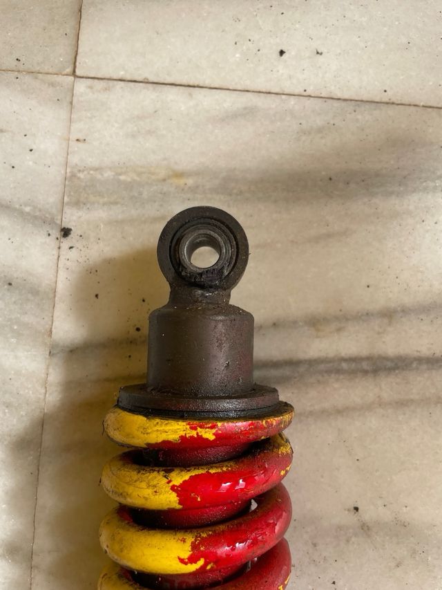 amortiguador derbi denda